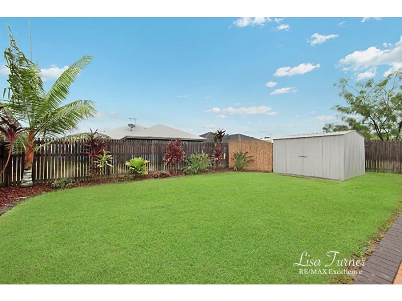 8 Wexford Crescent, Mount Low QLD 4818