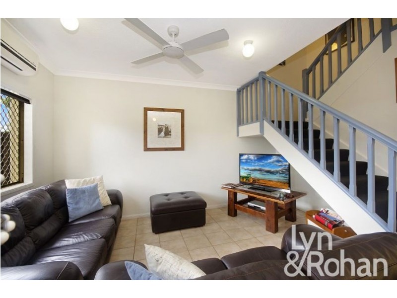 2/11-13 China Street, Mundingburra QLD 4812