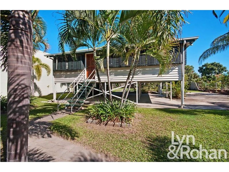 34 Townsville Street, West End QLD 4810