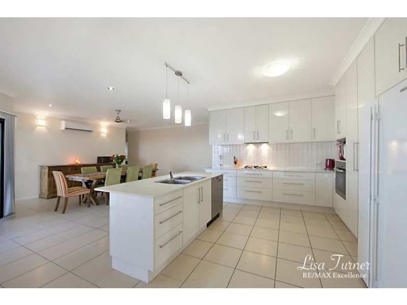 14 Channel Street, Bushland Beach QLD 4818