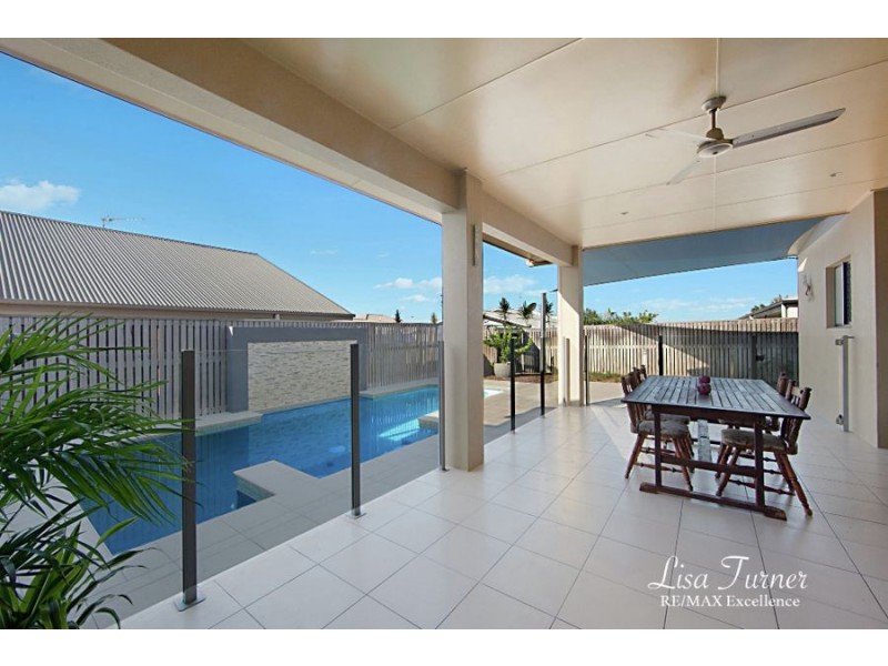 14 Channel Street, Bushland Beach QLD 4818