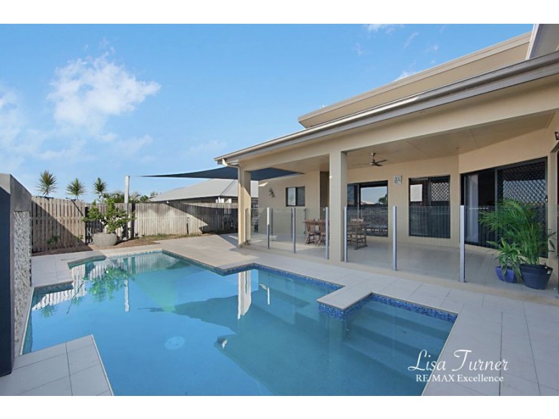 14 Channel Street, Bushland Beach QLD 4818