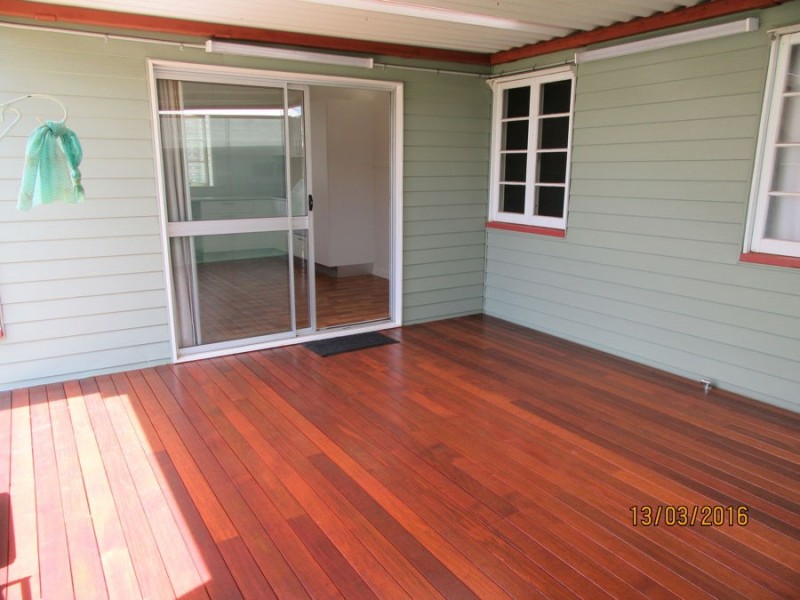 27 Downs Street, Gulliver QLD 4812