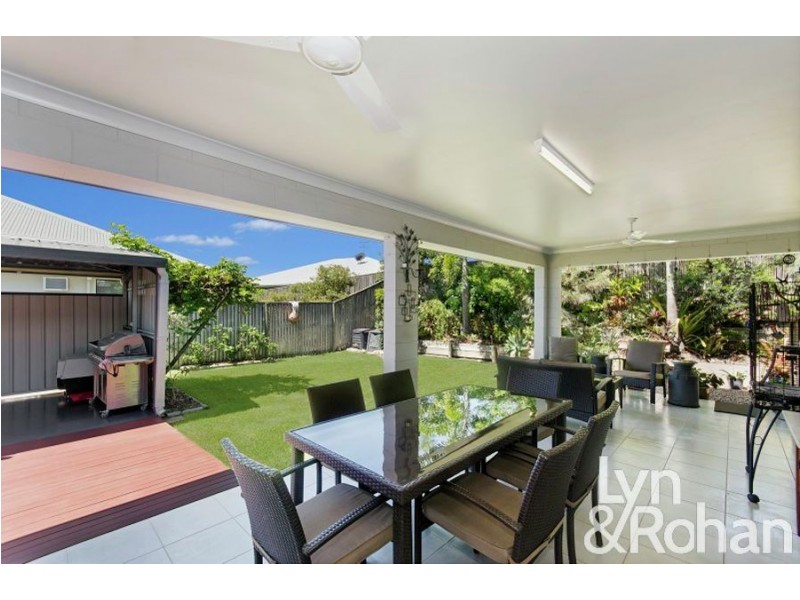 58 Rattray Street, Bushland Beach QLD 4818