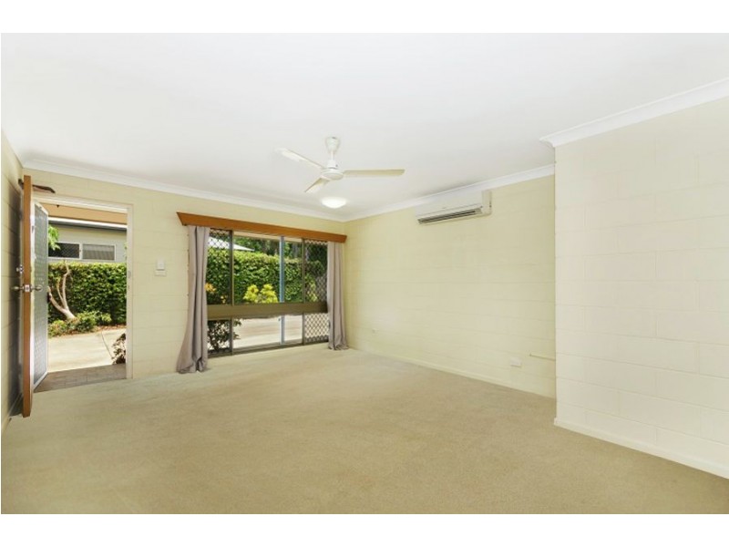 2/23 Leigh Street, West End QLD 4810
