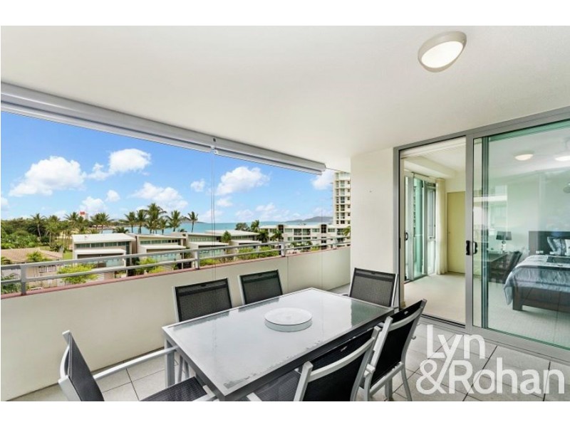 2409/6 Mariners Drive, Townsville City QLD 4810