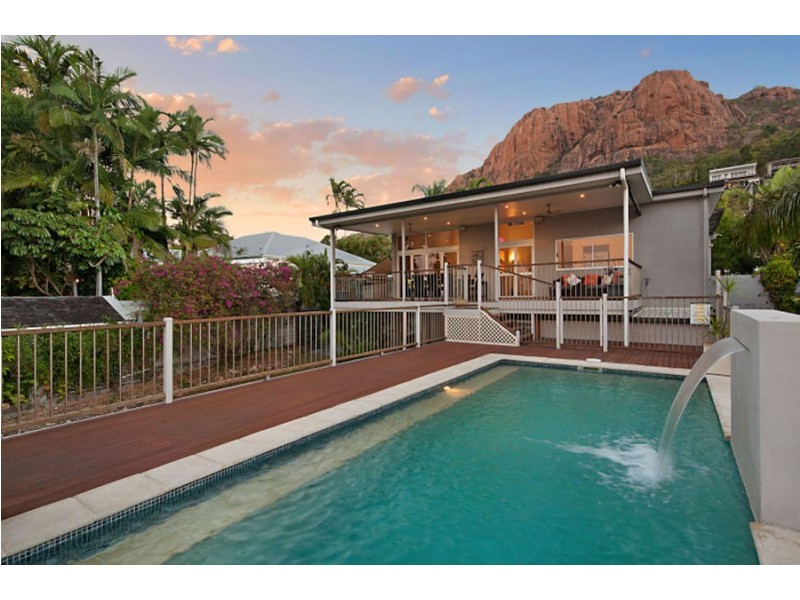 26 Alexandra Street, North Ward QLD 4810