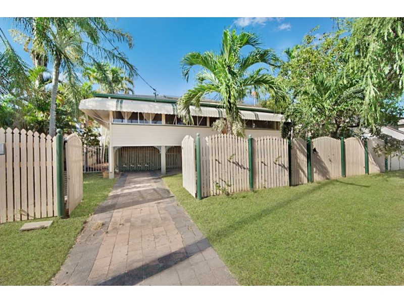 122 Perkins Street West, Railway Estate QLD 4810