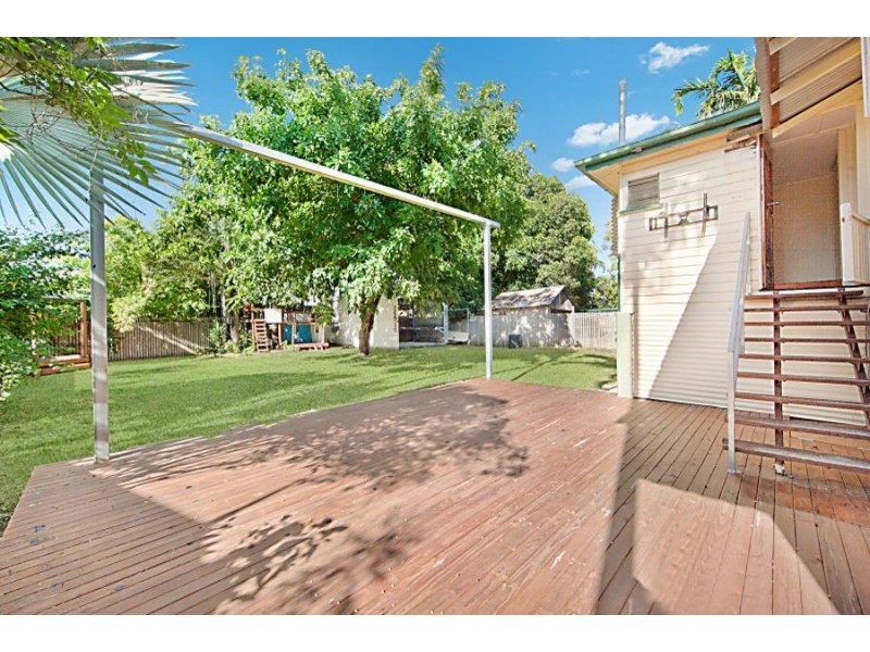 122 Perkins Street West, Railway Estate QLD 4810