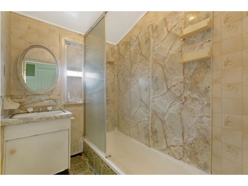 86 Todd Street, Railway Estate QLD 4810