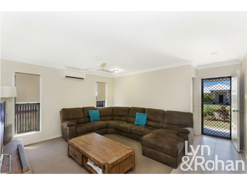 14 Malibu Parade, Mount Louisa QLD 4814