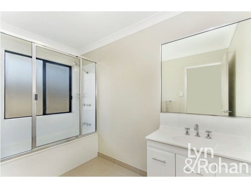 14 Malibu Parade, Mount Louisa QLD 4814