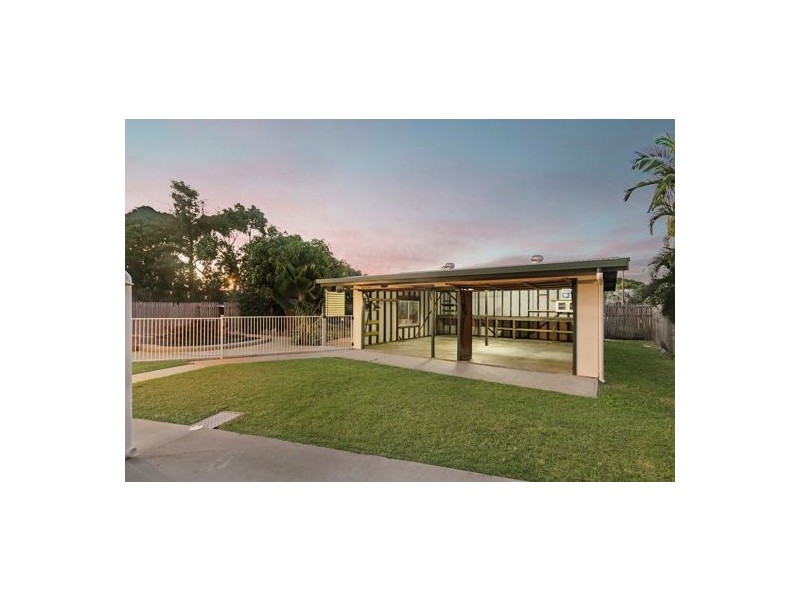 9 Leeds Street, Gulliver QLD 4812