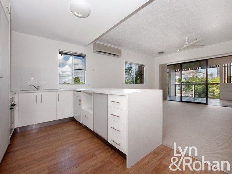 7/33 Plume Street, South Townsville QLD 4810