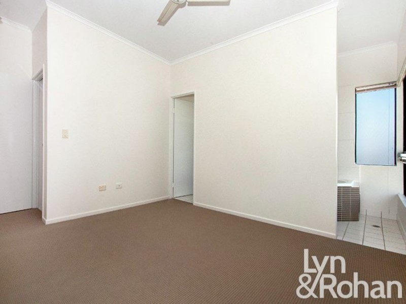 7/33 Plume Street, South Townsville QLD 4810