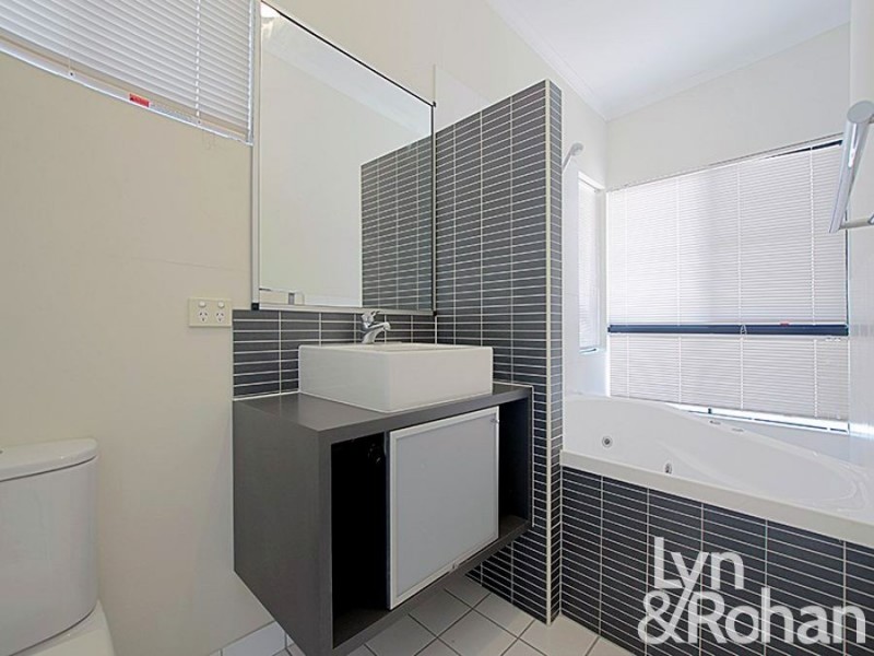 7/33 Plume Street, South Townsville QLD 4810