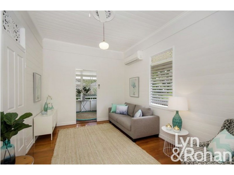 35 Sixth Street, South Townsville QLD 4810