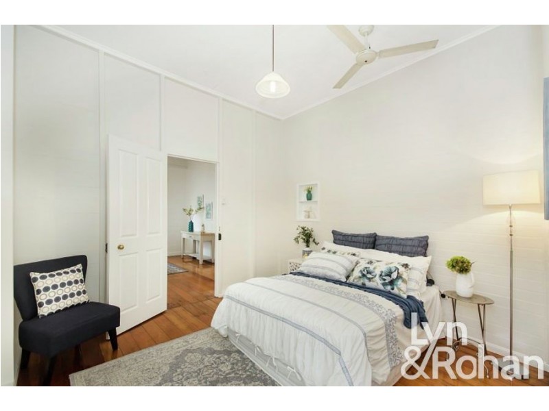 35 Sixth Street, South Townsville QLD 4810