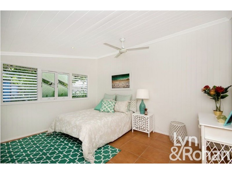 35 Sixth Street, South Townsville QLD 4810