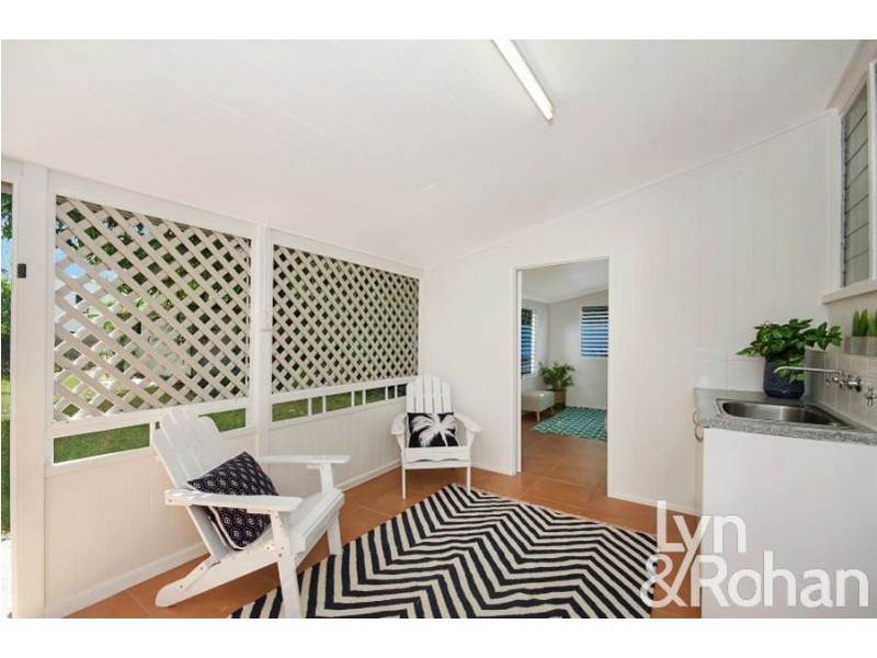 35 Sixth Street, South Townsville QLD 4810