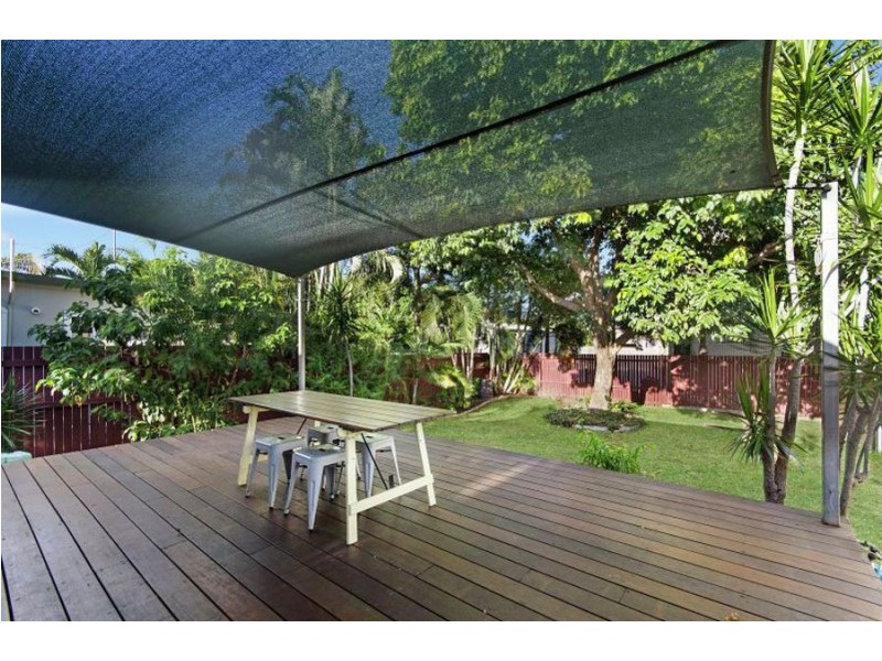 82 Tully Street, South Townsville QLD 4810