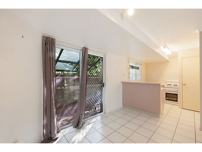 3/42 Cheyne Street, Pimlico QLD 4812