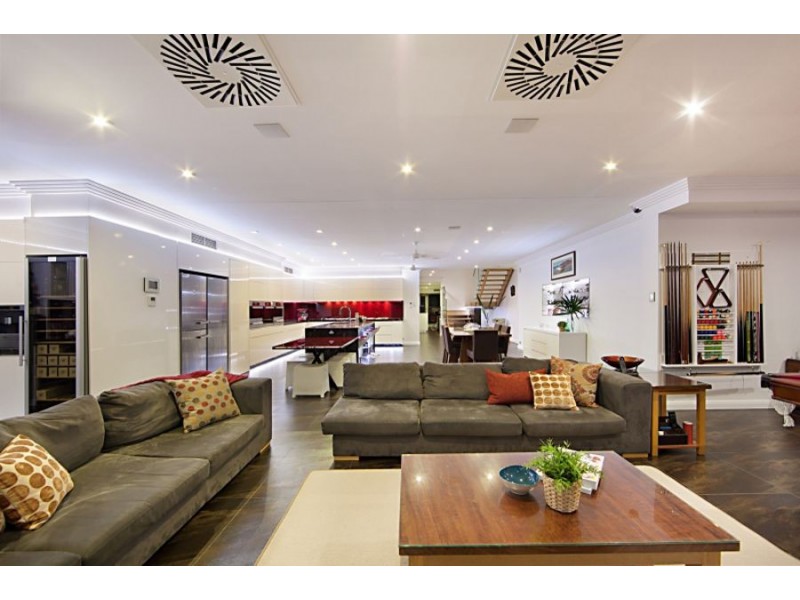 1 Escott Place, Annandale QLD 4814