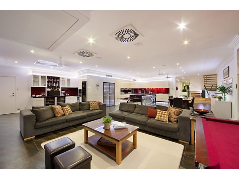 1 Escott Place, Annandale QLD 4814