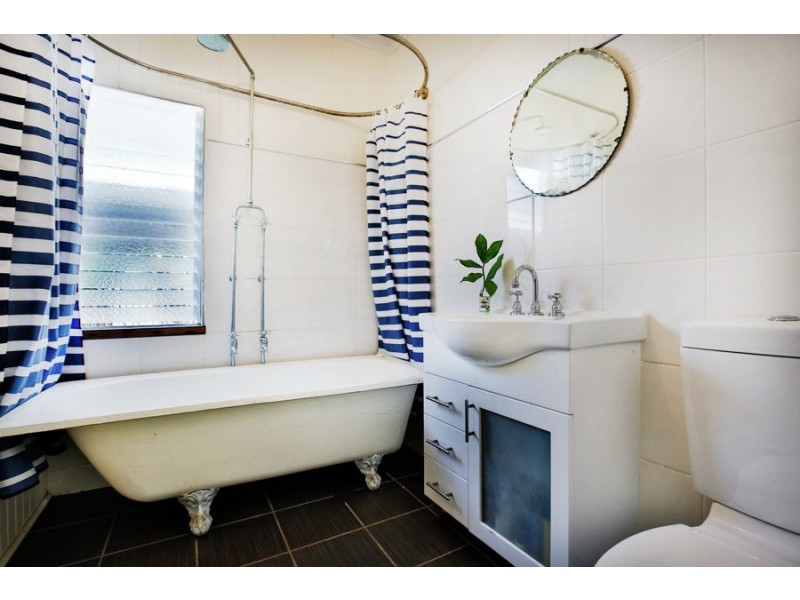 54 Lancaster Street, Garbutt QLD 4814