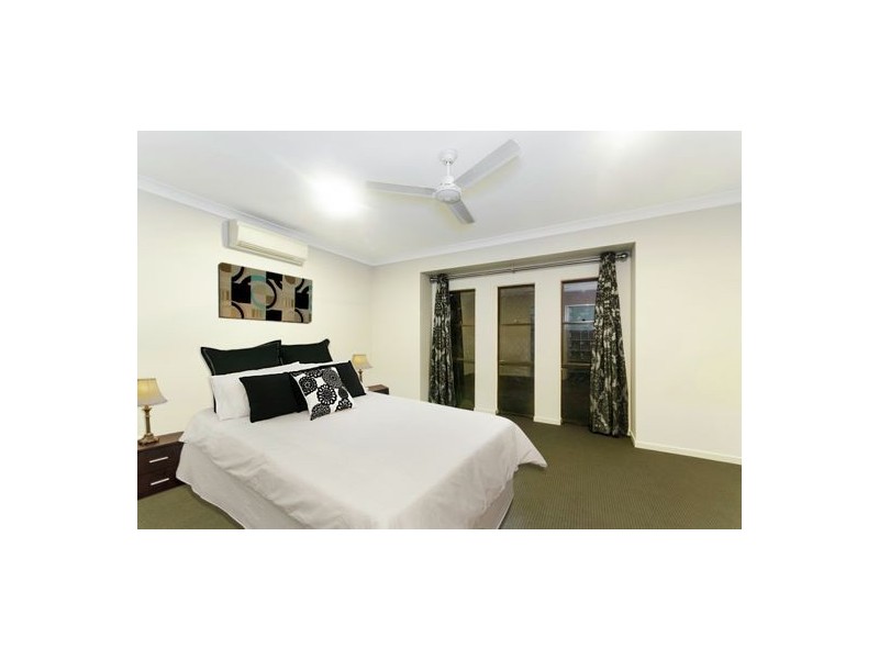 11 Ebony Court, Bushland Beach QLD 4818