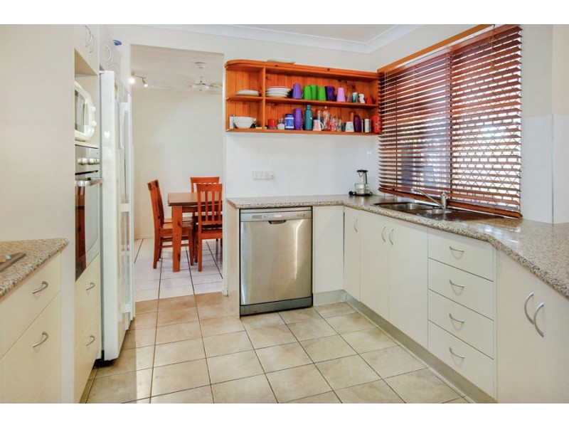 16 Currawong Street, Condon QLD 4815