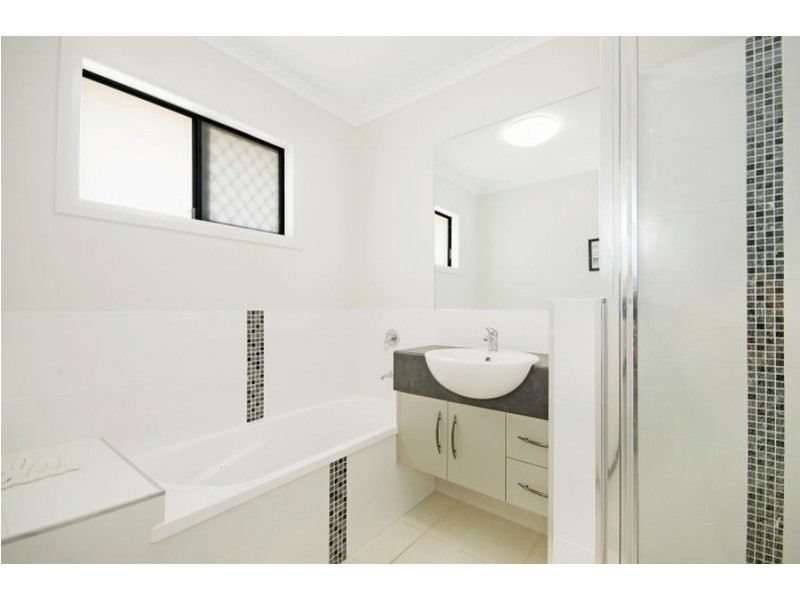 21 Diamond Drive, Alice River QLD 4817