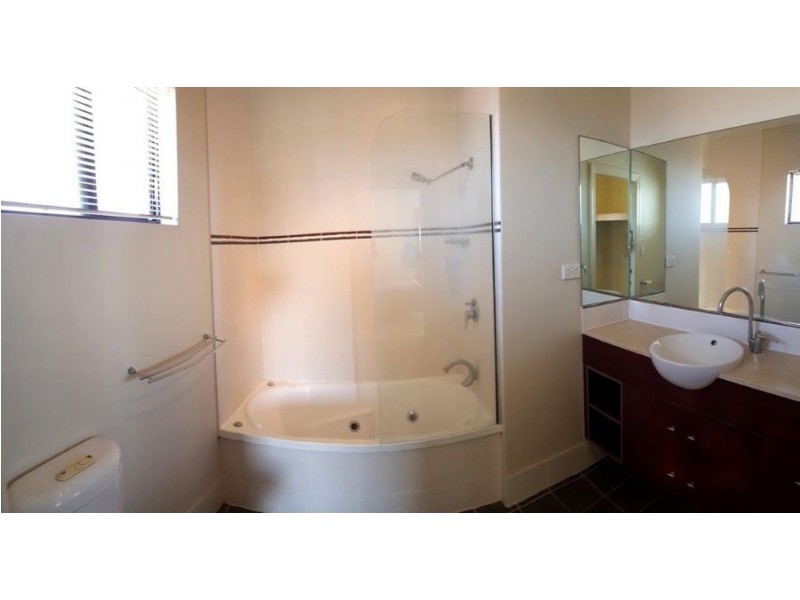 112/3 Melton Terrace, Townsville City QLD 4810