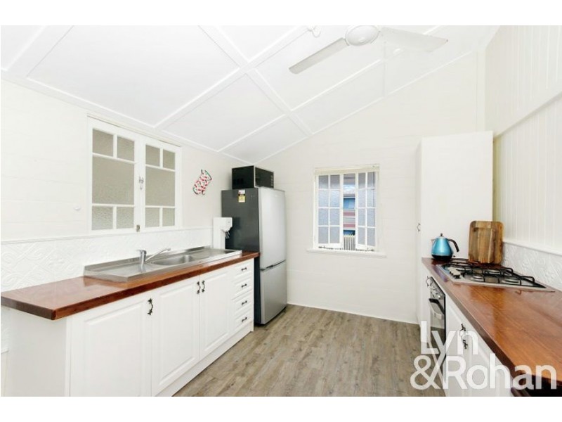 32 Granville Street, Pimlico QLD 4812