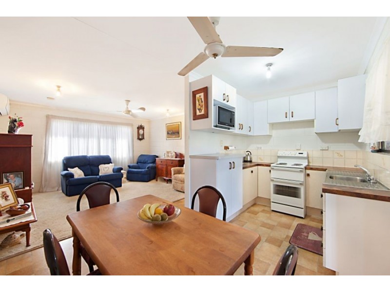 12 Pompeii Street, Kelso QLD 4815