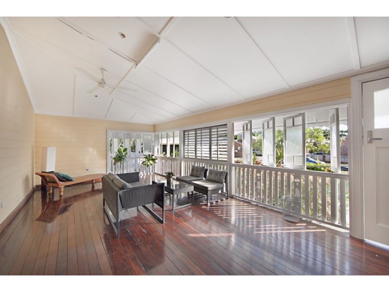 30 Ackers Street, Hermit Park QLD 4812