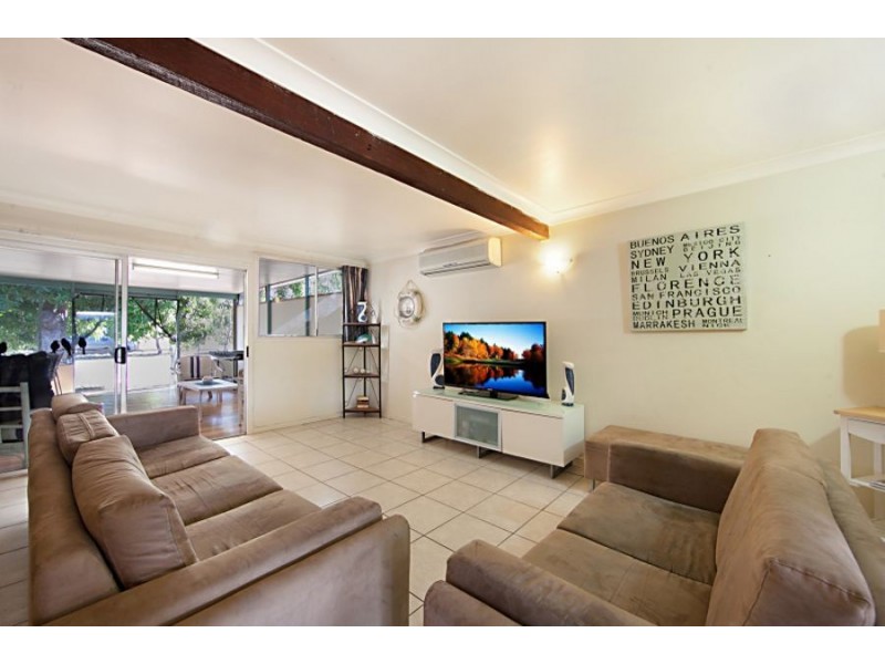 9 Herald Street, Rowes Bay QLD 4810