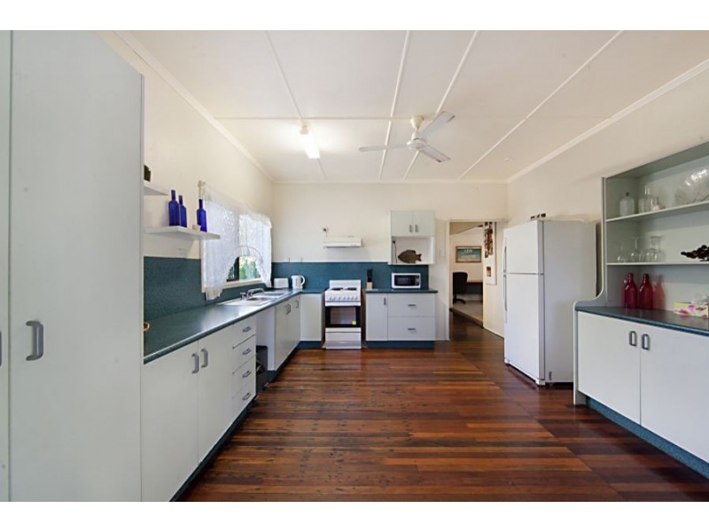9 Herald Street, Rowes Bay QLD 4810