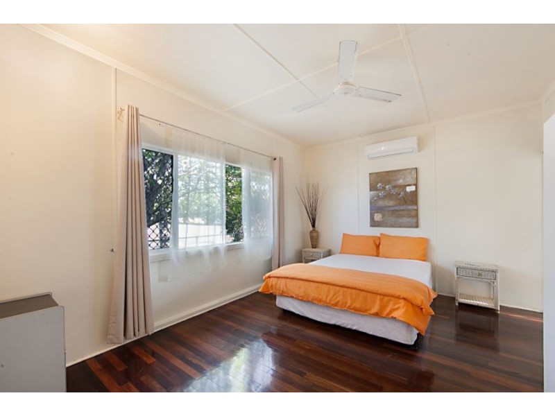 9 Herald Street, Rowes Bay QLD 4810