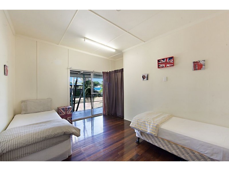 9 Herald Street, Rowes Bay QLD 4810