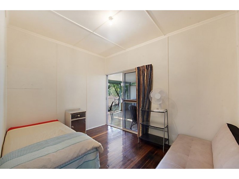 9 Herald Street, Rowes Bay QLD 4810