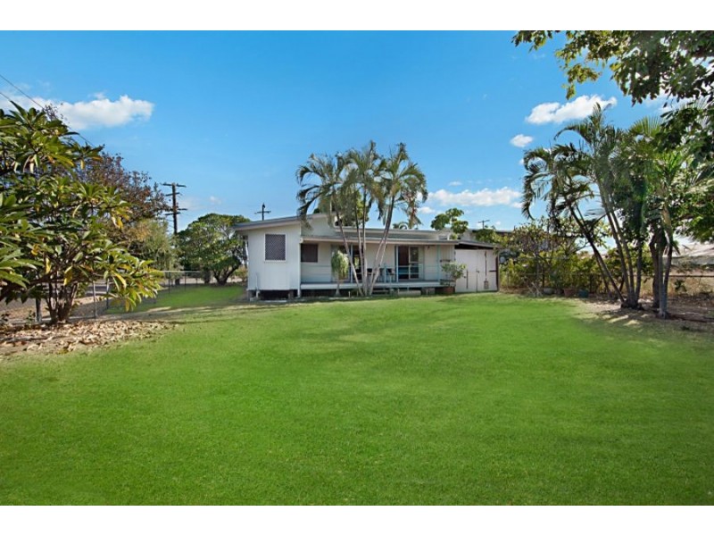 9 Herald Street, Rowes Bay QLD 4810