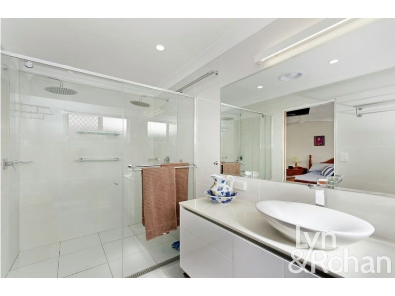 21 Seldon Place, Kirwan QLD 4817