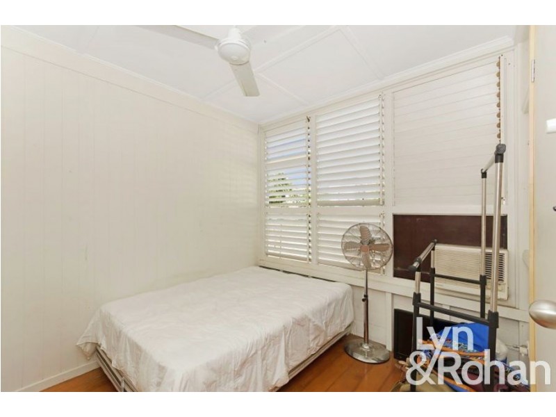 42 French Street, Pimlico QLD 4812