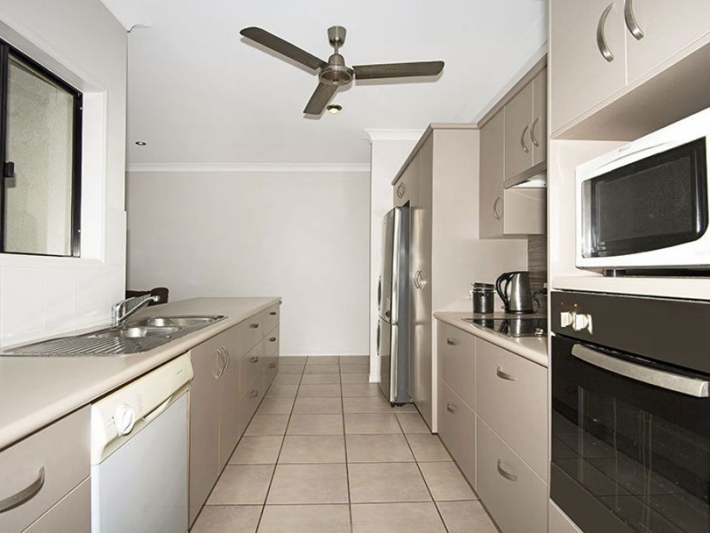 5 Clearwater Court, Bushland Beach QLD 4818