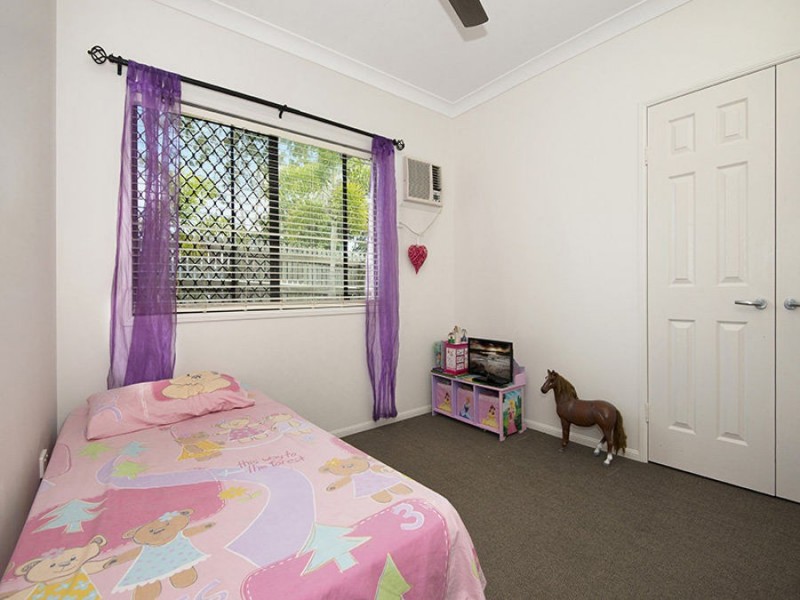 5 Clearwater Court, Bushland Beach QLD 4818