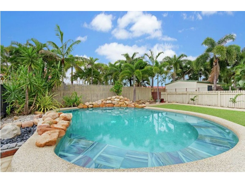 22 Mendi Drive, Bushland Beach QLD 4818