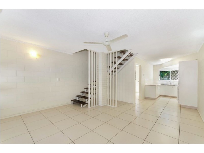 8/22 Stuart Street, North Ward QLD 4810