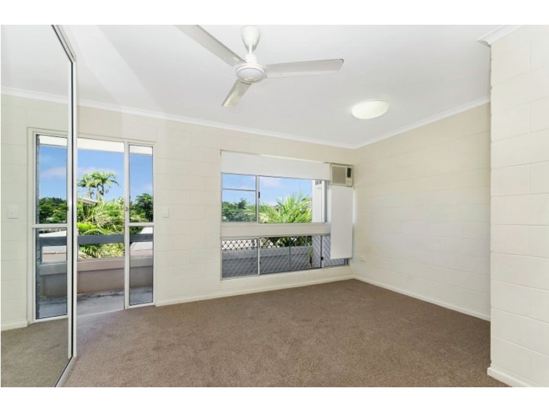 8/22 Stuart Street, North Ward QLD 4810