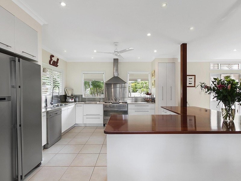 4 Chapman Street, Mysterton QLD 4812